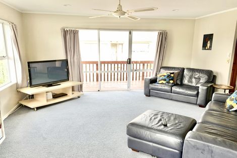 Photo of property in 58 Vintage Drive, Henderson, Auckland, 0612