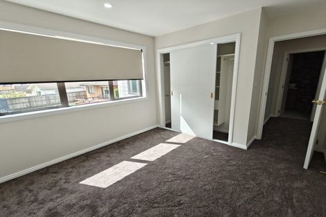 Photo of property in 52d Hutchinsons Road, Bucklands Beach, Auckland, 2014