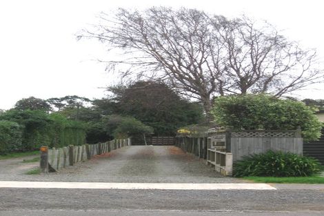 Photo of property in 64 Elizabeth Street, Waikanae, 5036