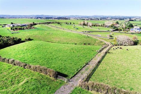 Photo of property in 107 Laing Road, Karaka, Papakura, 2580