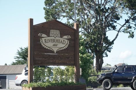 Photo of property in 72 Kaipara Portage Road, Riverhead, 0820