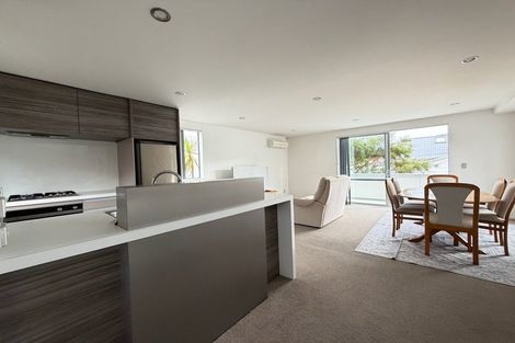 Photo of property in 3/12 Agra Crescent, Khandallah, Wellington, 6035