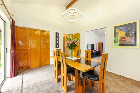 Photo of property in 103 Wirihana Road, Titirangi, Auckland, 0604