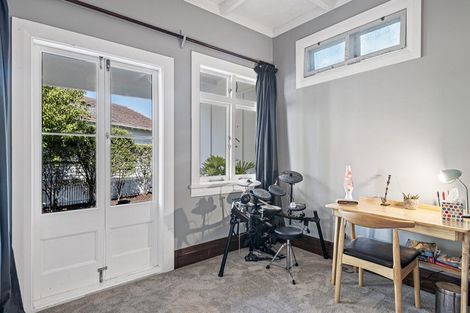 Photo of property in 1/58 Ngataringa Road, Devonport, Auckland, 0624