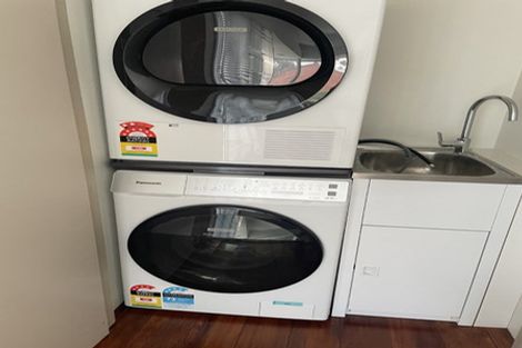 Photo of property in 1/3 Jutland Road, Hauraki, Auckland, 0622