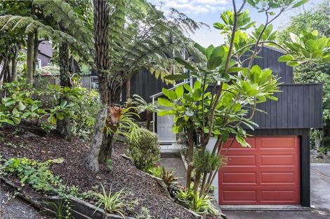 Photo of property in 2/52 Fowler Street, Northcote, Auckland, 0627