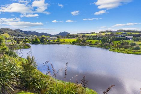 Photo of property in 32 Robert Hastie Drive, Mangawhai, 0573