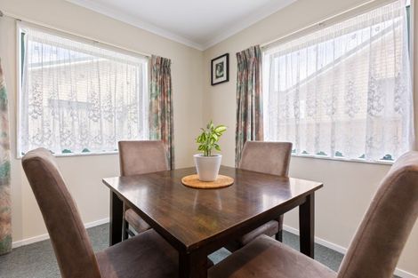 Photo of property in 3a Simons Street, Moturoa, New Plymouth, 4310