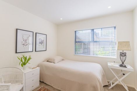 Photo of property in 50a Manu Grove, Waikanae, 5036