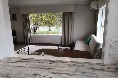 Photo of property in 6 Garden Terrace, Pukekohe, 2120