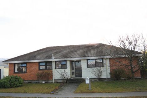 Photo of property in 14 Cairnmuir Crescent, Cromwell, 9310