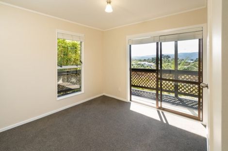Photo of property in 24 Matuhi Street, Tirohanga, Lower Hutt, 5010