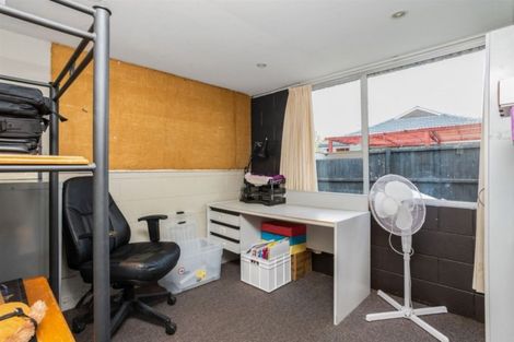 Photo of property in 25 Ambleside Drive, Burnside, Christchurch, 8053