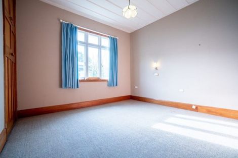 Photo of property in 18 Bryant Street, Takaro, Palmerston North, 4412