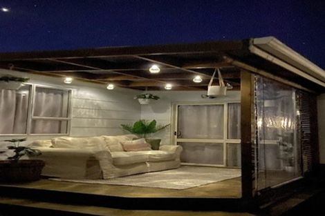 Photo of property in 16a Hall Place, Foxton Beach, Foxton, 4815