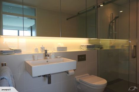 Photo of property in Clyde Quay Wharf, 1a/3 Clyde Quay Wharf, Te Aro, Wellington, 6011