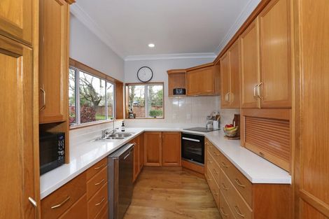 Photo of property in 2 Sandon Road, Feilding, 4702