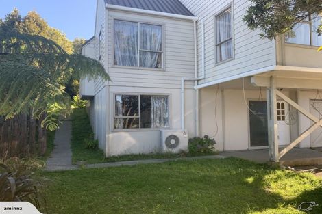 Photo of property in 27 Paddington Grove, Karori, Wellington, 6012