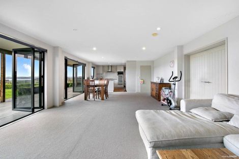 Photo of property in 161 Broomfields Road, Whitford, 2571