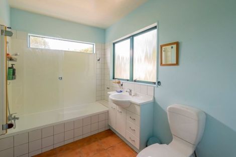 Photo of property in 7 Barrett Drive, Waikanae Beach, Waikanae, 5036