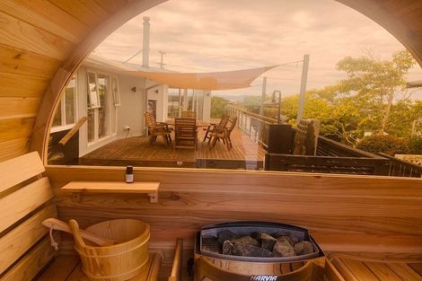 Photo of property in 103 Stanmore Bay Road, Stanmore Bay, Whangaparaoa, 0932