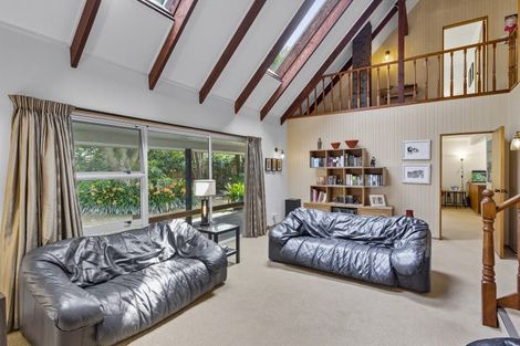 Photo of property in 335 Te Moana Road, Waikanae, 5036