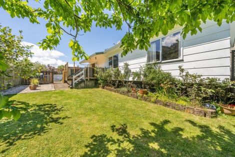 Photo of property in 18 Tulsa Grove, Totara Park, Upper Hutt, 5018