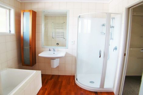 Photo of property in 2/17a Rowan Road, Epsom, Auckland, 1023