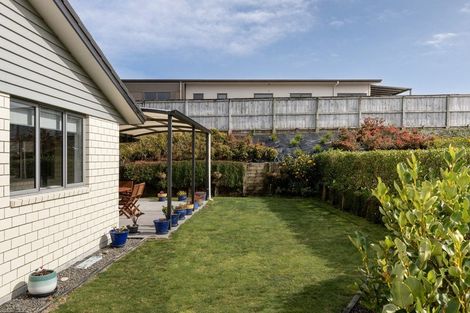 Photo of property in Waterview Estate, 3/4 Greystone Place, Omokoroa, 3114