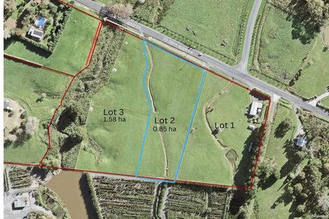 Photo of property in 28 Durey Road, Dairy Flat, 0792