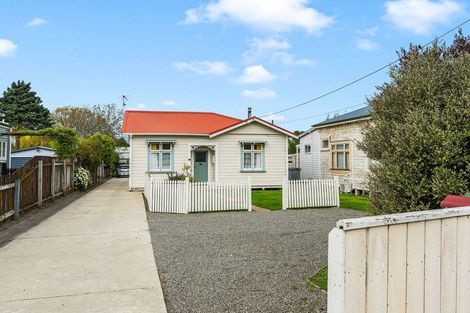 Photo of property in 118 Lincoln Road, Masterton, 5810
