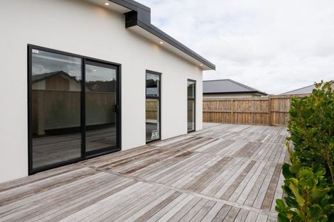 Photo of property in 61 Freedom Drive, Kelvin Grove, Palmerston North, 4414