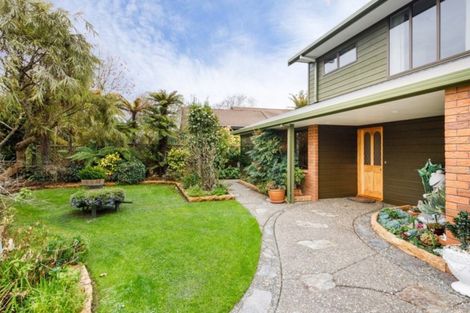 Photo of property in 17 Ashburn Lane, Awapuni, Palmerston North, 4412