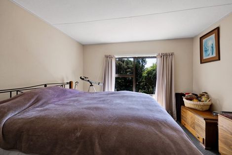 Photo of property in 40 Young Road, Opunake, 4682