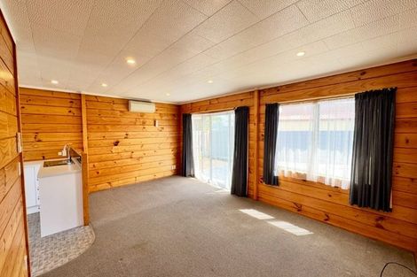 Photo of property in 13a Watson Street, Bulls, 4818