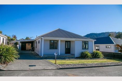 Photo of property in 28 Foyle Street, Ohakune, 4625