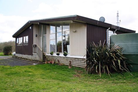 Photo of property in 1108 Churchill Road, Pukekawa, Tuakau, 2696