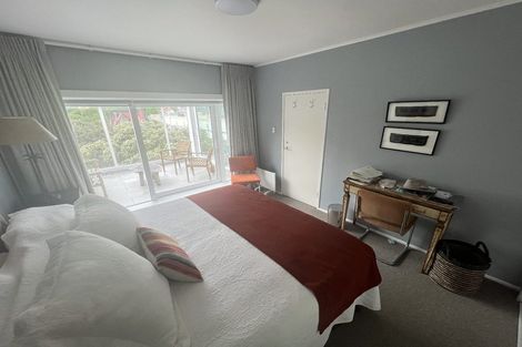 Photo of property in Kingsgate Flats, 10 Austin Street, Mount Victoria, Wellington, 6011