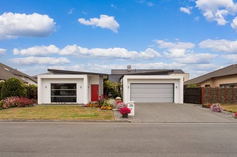 Photo of property in 6 Brookfield Drive, Northwood, Christchurch, 8051