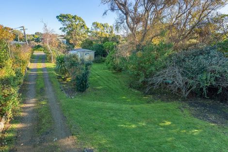 Photo of property in 1 Titoki Road, Raumati Beach, Paraparaumu, 5032