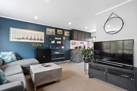 Photo of property in 2/22c Evans Road, Glen Eden, Auckland, 0602