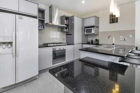 Photo of property in 9 Karika Place, Massey, Auckland, 0614