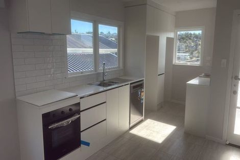Photo of property in 21 Mayfair Crescent, Mairangi Bay, Auckland, 0630