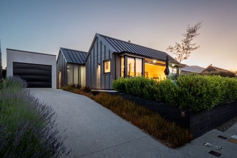 Photo of property in 5 Parera Lane, Jacks Point, Queenstown, 9371