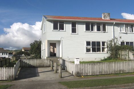 Photo of property in 55-61 Hereford Street, Cannons Creek, Porirua, 5024
