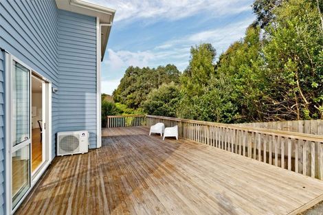 Photo of property in 85 Hugh Green Drive, Pinehill, Auckland, 0632