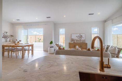 Photo of property in 45 Tangaroa Street, Cambridge, 3434