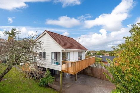 Photo of property in 2/3 Northwick Place, Hillcrest, Auckland, 0627