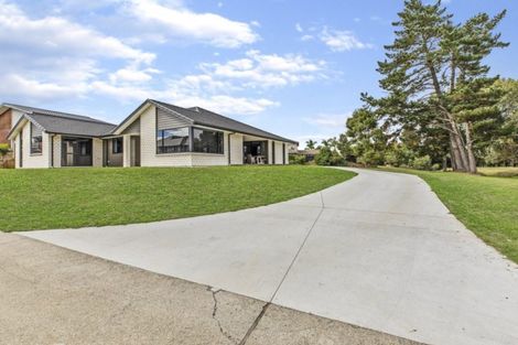 Photo of property in 11 Meadowbrook Place, Buckland, Pukekohe, 2677