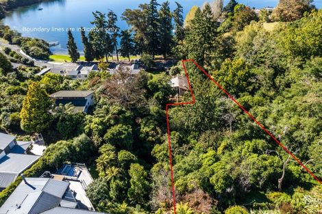 Photo of property in 20 Ewing Grove, Acacia Bay, Taupo, 3330